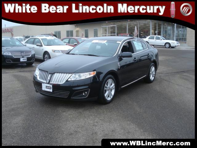 Photo of 2010 Lincoln MKS