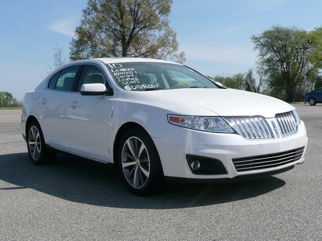 Photo of 2010 Lincoln MKS