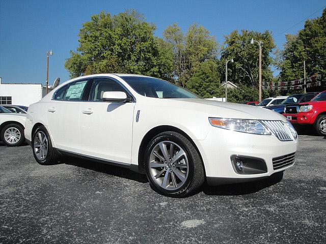 Photo of 2012 Lincoln MKS