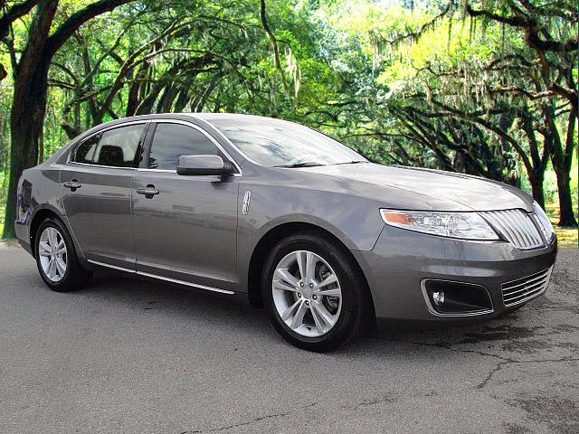 Photo of 2011 Lincoln MKS