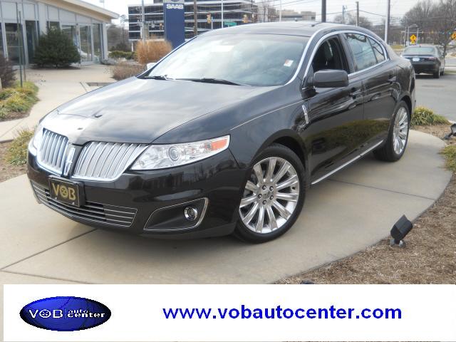 Photo of 2010 Lincoln MKS
