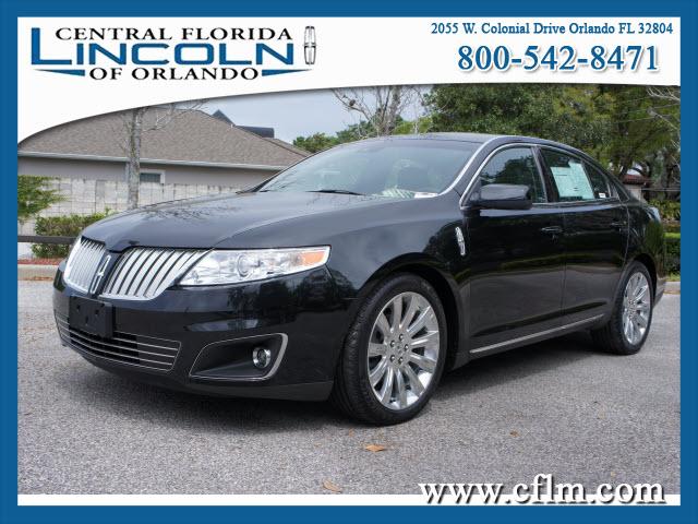 Photo of 2010 Lincoln MKS