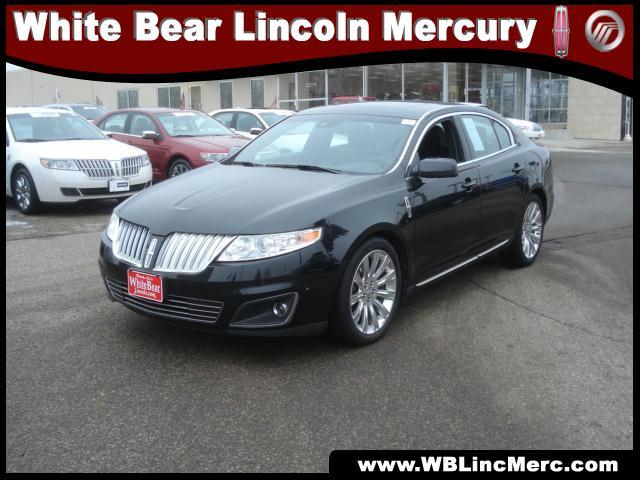 Photo of 2010 Lincoln MKS