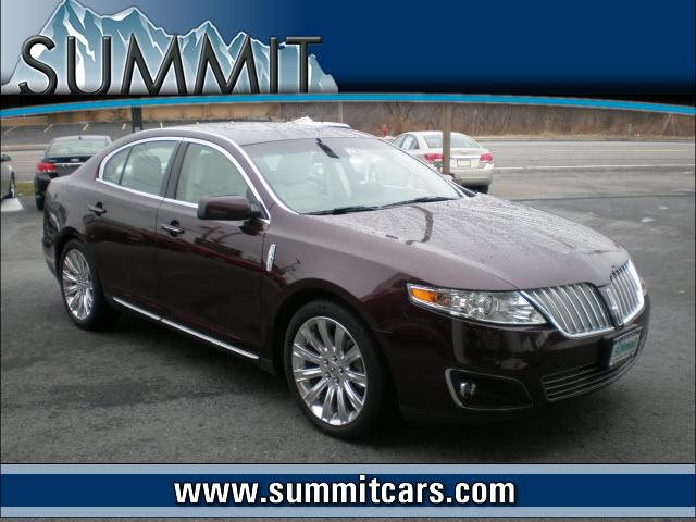 Photo of 2011 Lincoln MKS
