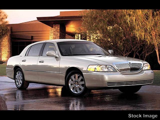 Photo of 2007 Lincoln Town Car