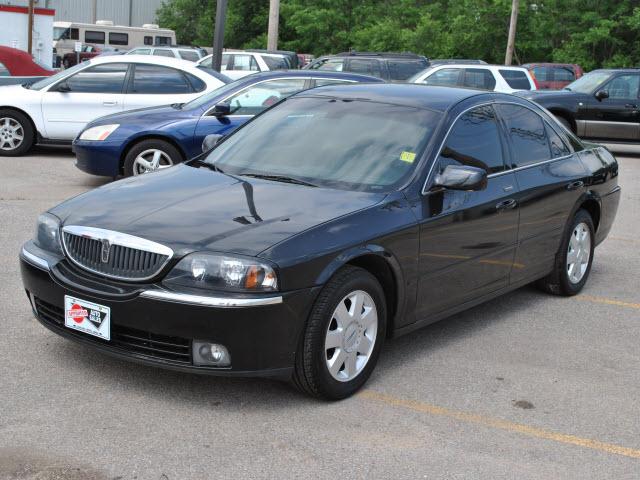 Photo of 2004 Lincoln LS