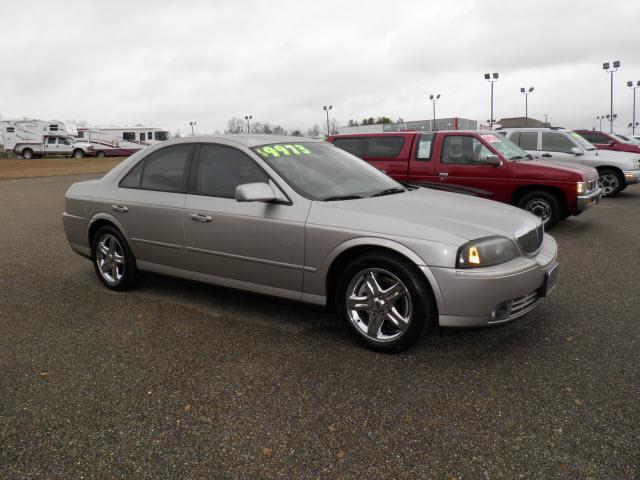 Photo of 2003 Lincoln LS