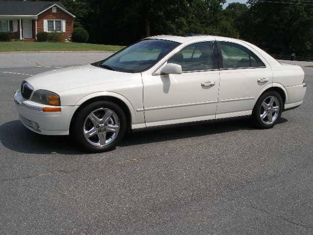 Photo of 2002 Lincoln LS