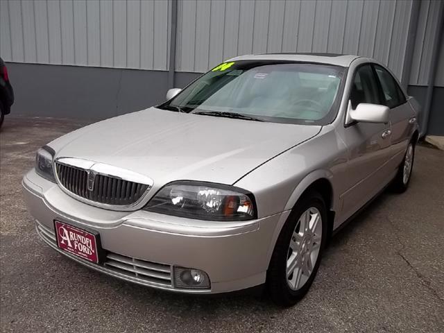 Photo of 2004 Lincoln LS