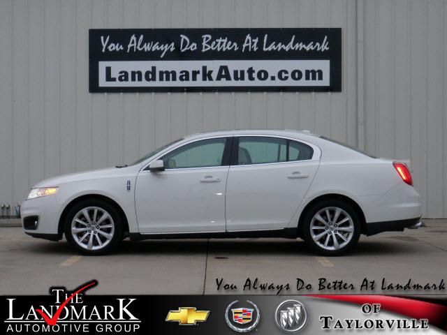 Photo of 2009 Lincoln MKS