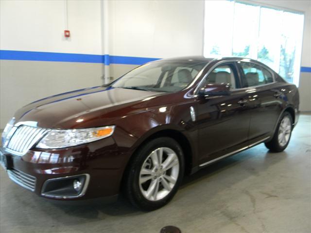 Photo of 2009 Lincoln MKS