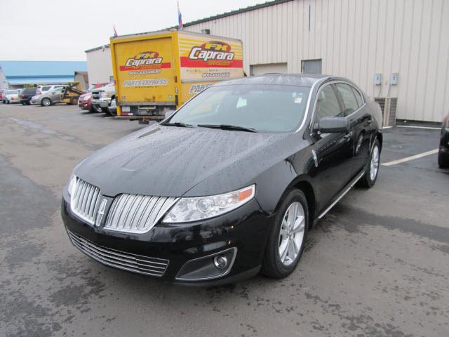 Photo of 2009 Lincoln MKS