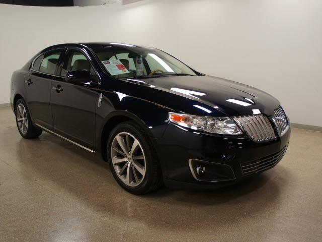 Photo of 2009 Lincoln MKS