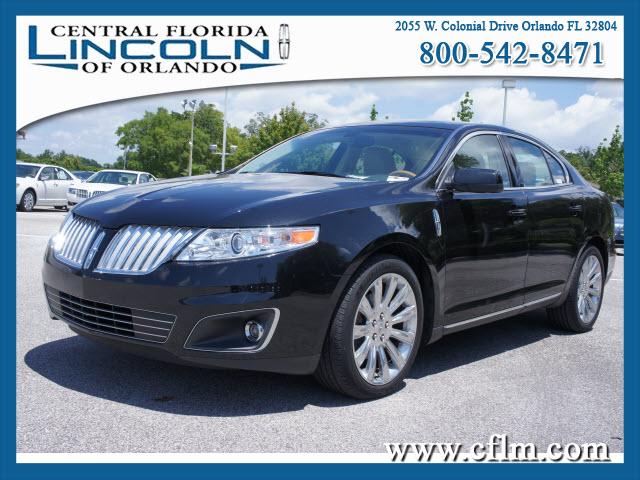 Photo of 2009 Lincoln MKS