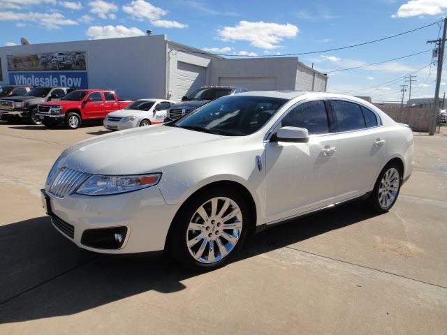Photo of 2009 Lincoln MKS