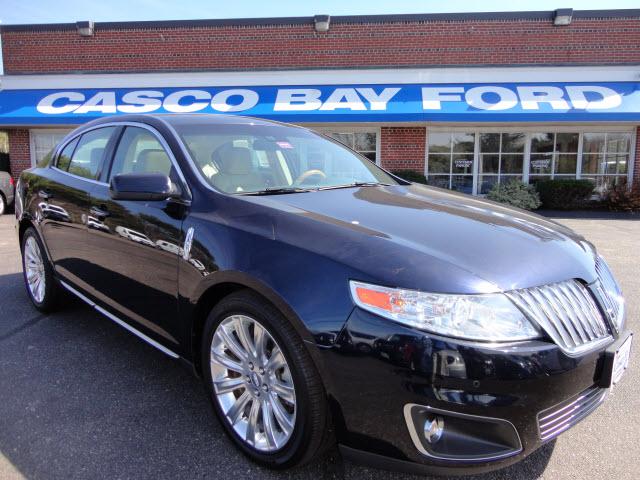 Photo of 2009 Lincoln MKS
