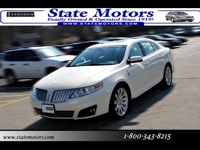 Photo of 2009 Lincoln MKS