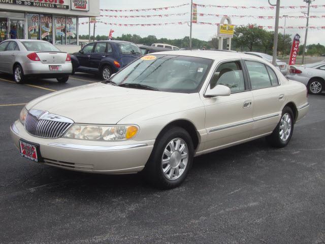 Photo of 2000 Lincoln Continental Olympia Fields Illinois