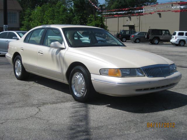 Photo of 1996 Lincoln Continental