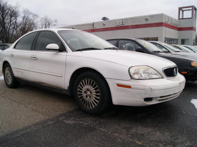 Photo of 2003 Mercury Sable