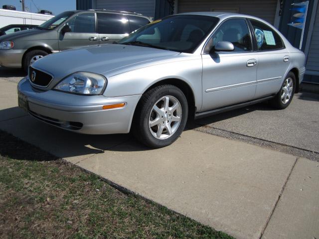Photo of 2001 Mercury Sable