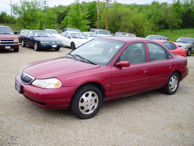 Photo of 2000 Mercury Mystique