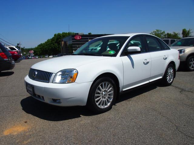 Photo of 2006 Mercury Montego