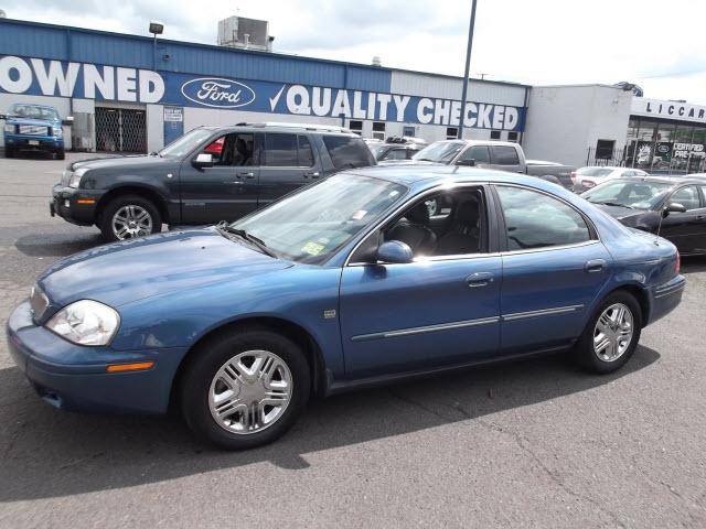 Photo of 2004 Mercury Sable