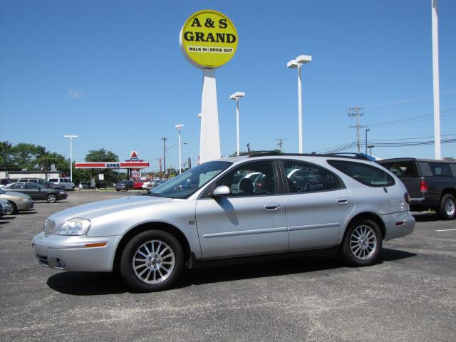 Photo of 2004 Mercury Sable