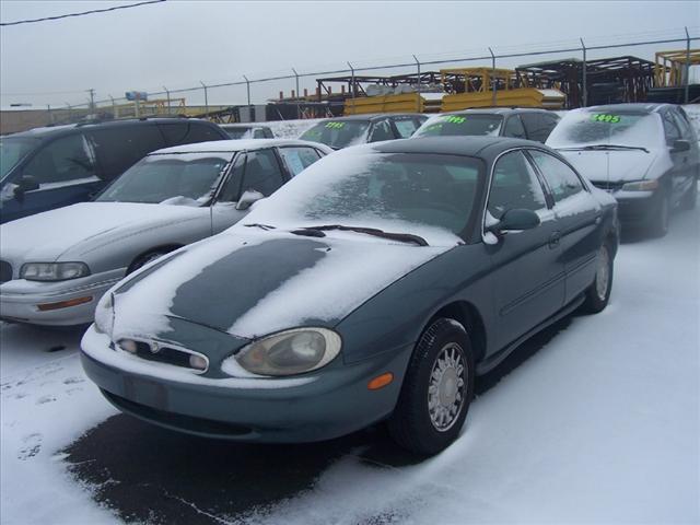 Photo of 1996 Mercury Sable