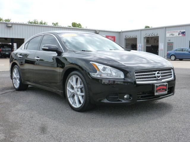 Photo of 2009 Nissan Maxima
