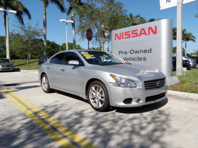 Photo of 2009 Nissan Maxima