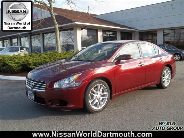 Photo of 2009 Nissan Maxima