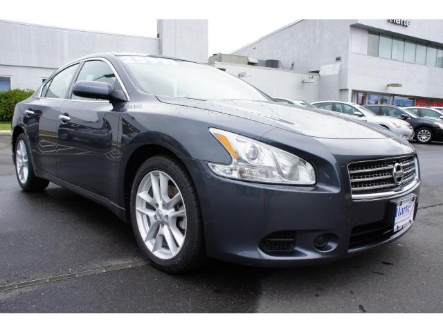 Photo of 2009 Nissan Maxima