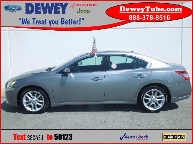 Photo of 2009 Nissan Maxima