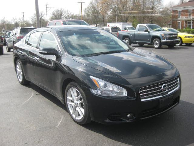 Photo of 2009 Nissan Maxima