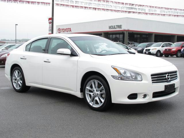 Photo of 2011 Nissan Maxima