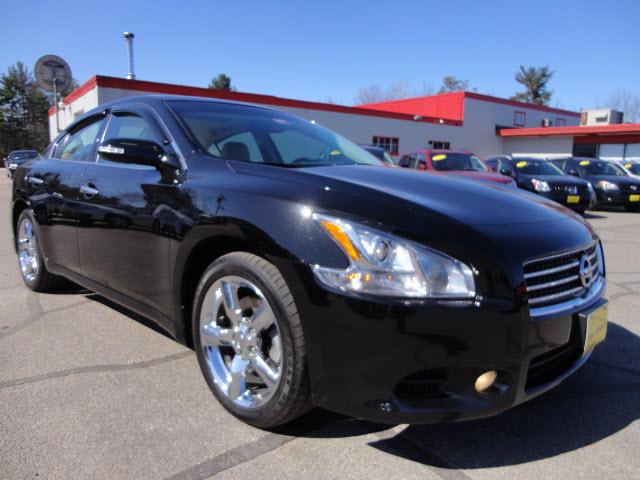 Photo of 2010 Nissan Maxima