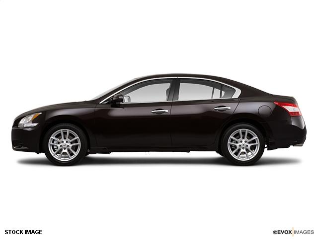 Photo of 2010 Nissan Maxima