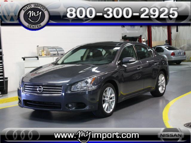 Photo of 2010 Nissan Maxima