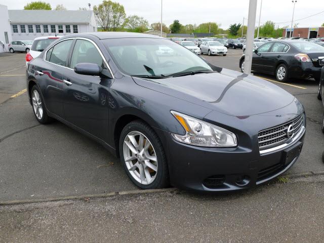 Photo of 2010 Nissan Maxima