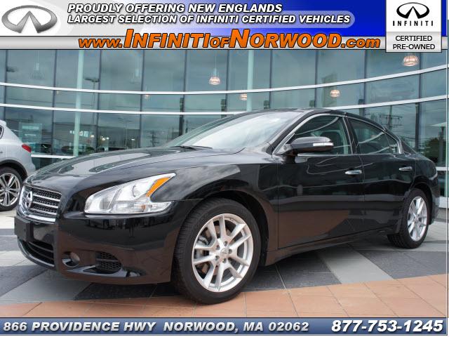 Photo of 2011 Nissan Maxima