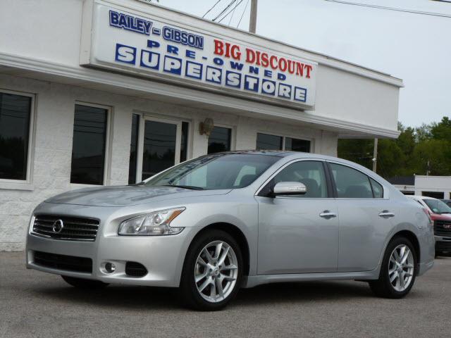 Photo of 2010 Nissan Maxima