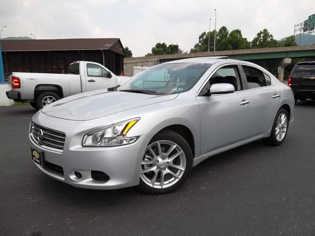 Photo of 2010 Nissan Maxima