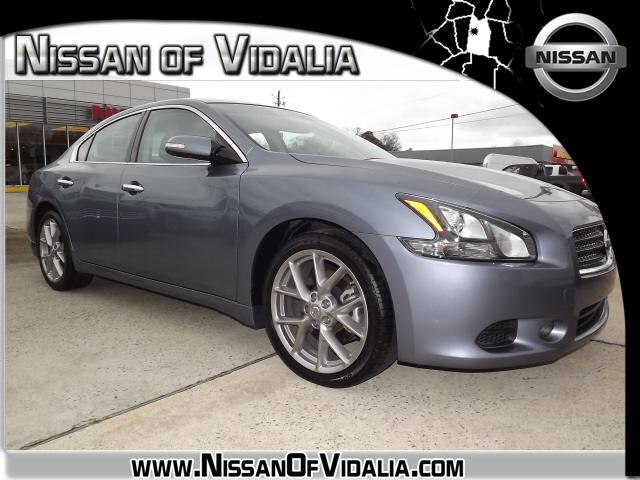 Photo of 2011 Nissan Maxima