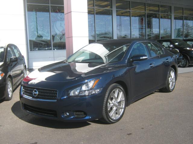 Photo of 2011 Nissan Maxima