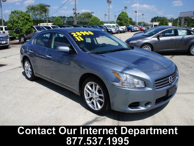 Photo of 2011 Nissan Maxima