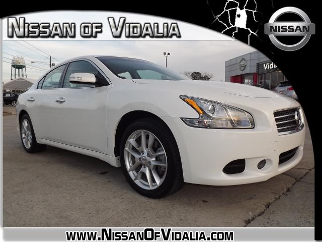 Photo of 2011 Nissan Maxima