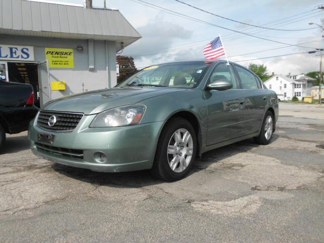 Photo of 2005 Nissan Altima
