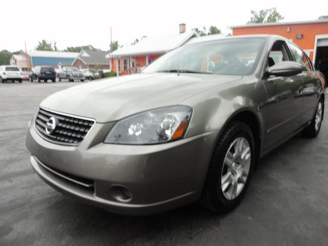 Photo of 2005 Nissan Altima
